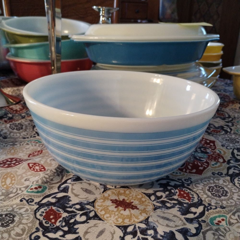 Vintage 403 Pyrex Blue Stripe Mixing Bowl